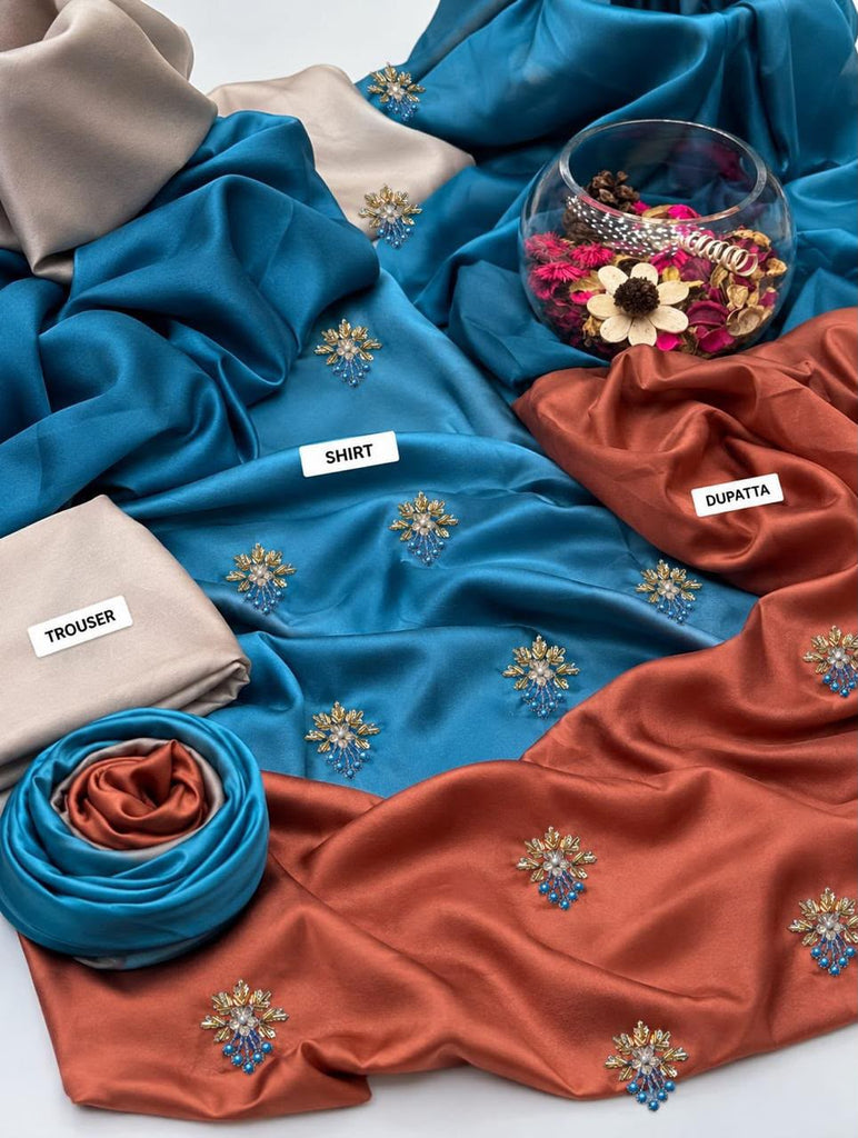 UN STITCHED- Winter Collection ❄️ Shamoz Silk Fabrics 3pc!